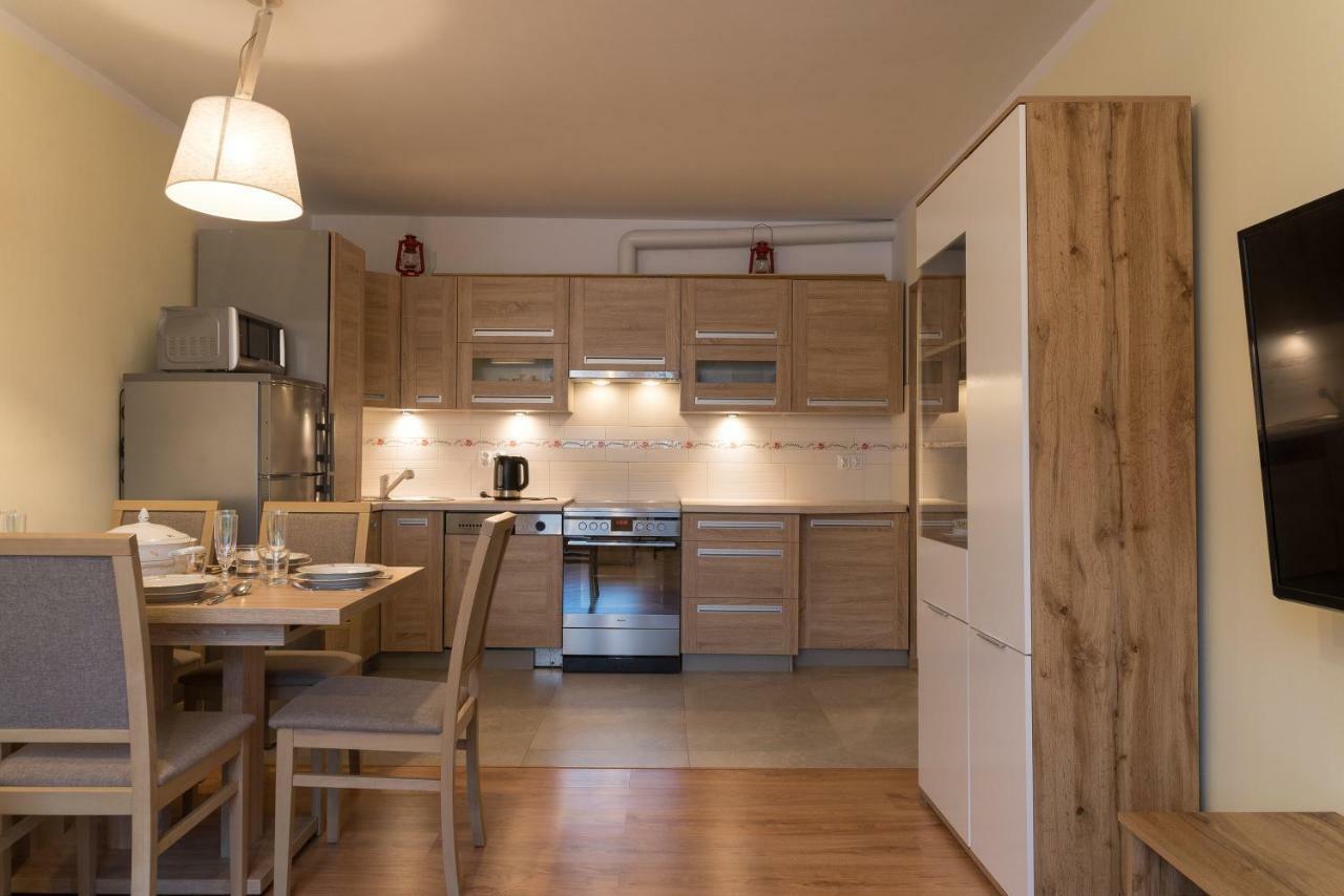Apartament Na Urlop - Centrum - Przy Amfiteatrze - 500M Do Basenow Wisła Eksteriør bilde