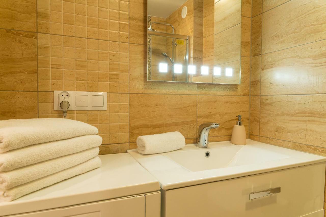 Apartament Na Urlop - Centrum - Przy Amfiteatrze - 500M Do Basenow Wisła Eksteriør bilde